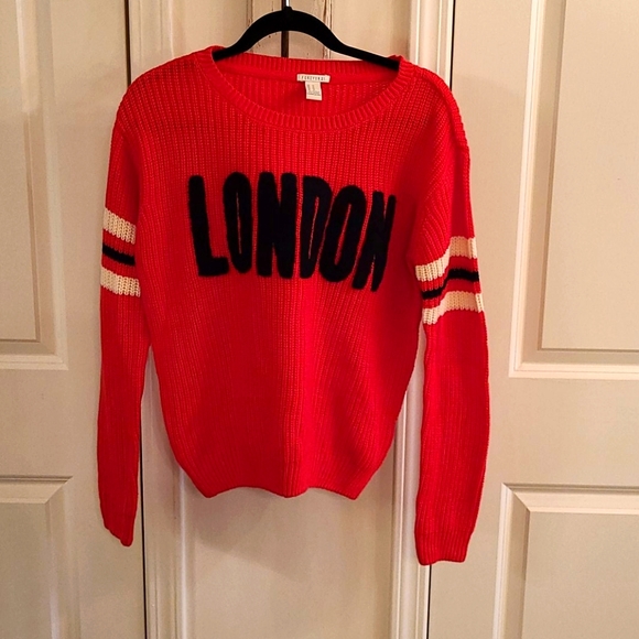 Forever 21 Sweaters - Forever 21 red sweater with black lettering on fro